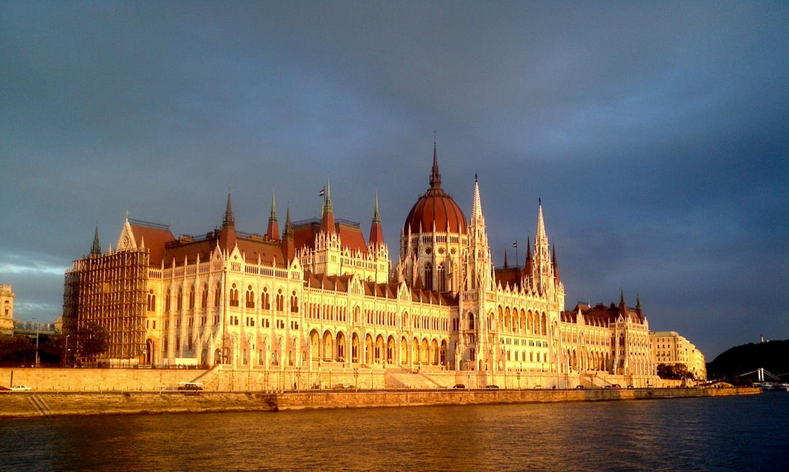 Hungarian Parliament by the river Danube photo by Vic Sharp