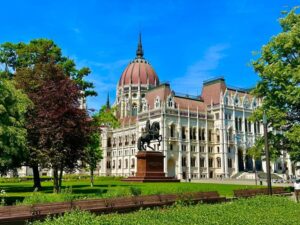 Budapest Parliament Tour with Entry Ticket Audio Guide